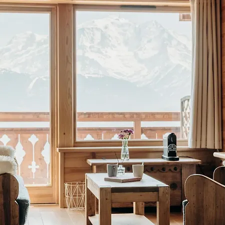 Le Chalet Adults Only